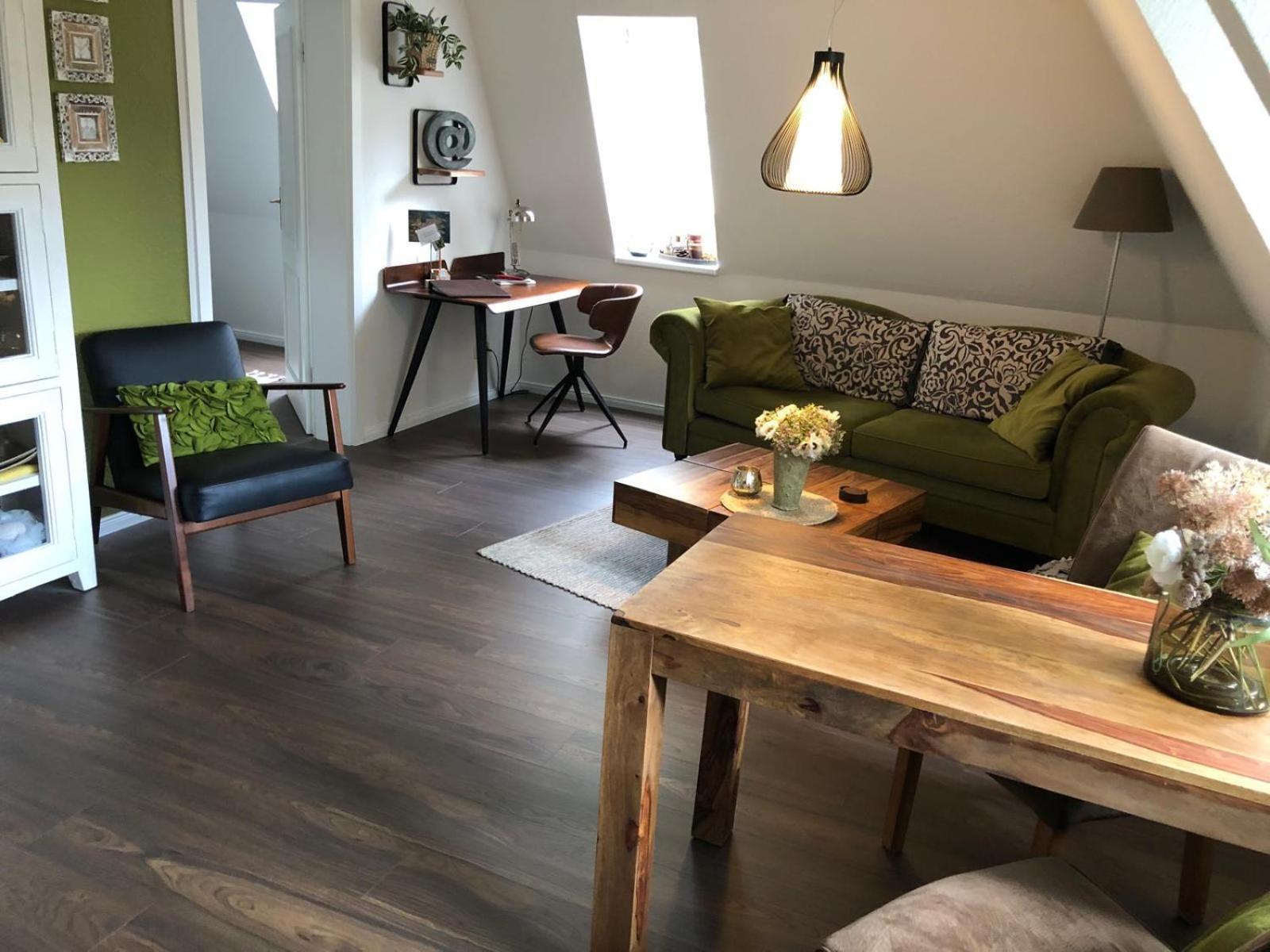 4 Wunderschoene Ferienwohnungen Im Kavaliershaus Schwerin  Eksteriør bilde